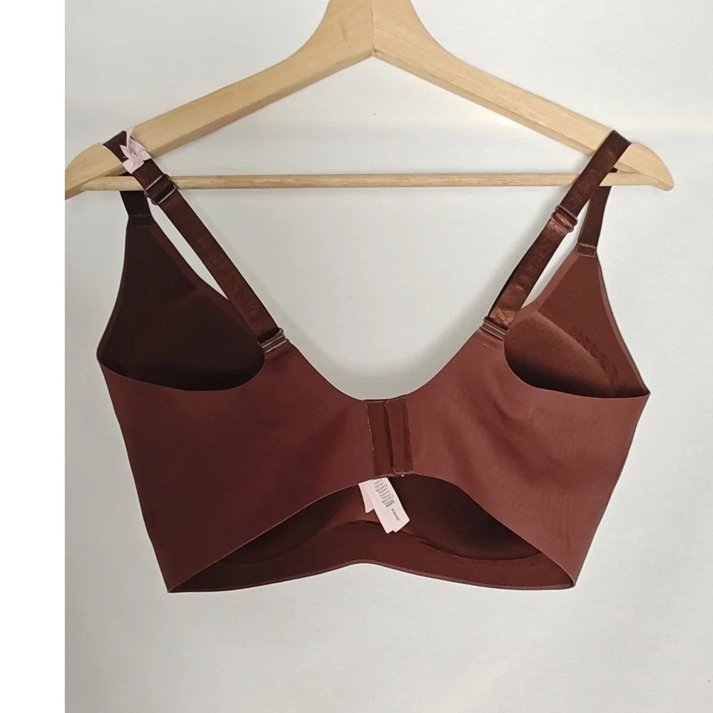 Victoria's Secret Bralette Wireless Bra Push-Up Brown Seamless Logo‎ Strap  M-DD